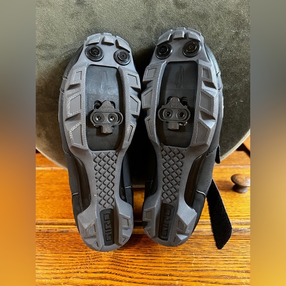GIRO Riela RII MTB Cycling Shoe-size 8.5/40 - Picture 4 of 4